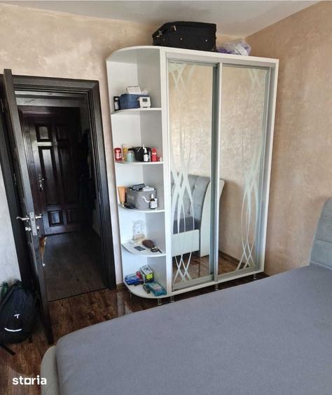 Apartament cu 2 camere decomandat în Nicolina