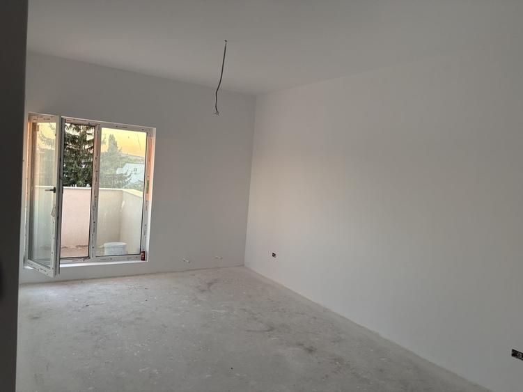 Apartament de 2 camere, șoseaua Chitilei sector 1 - 5