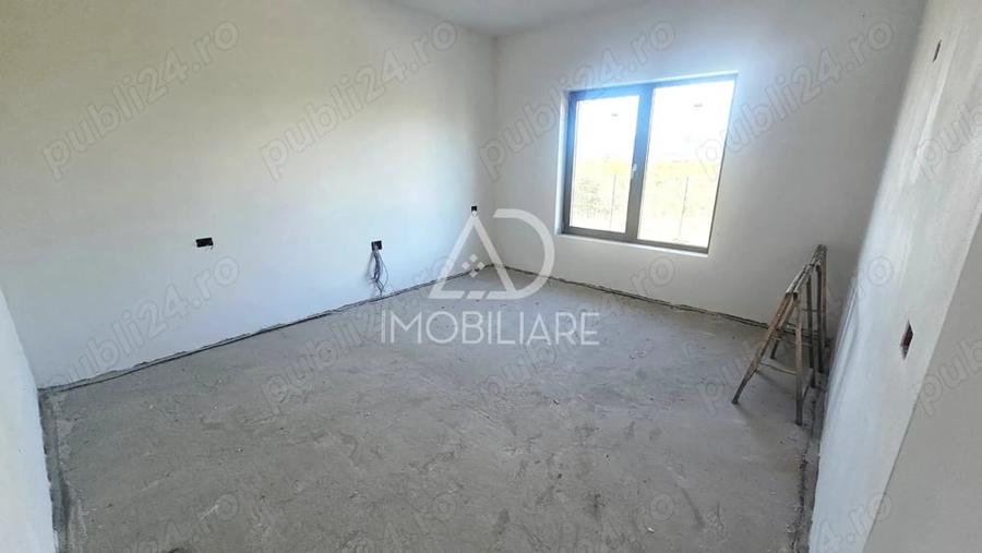 Casă cu 4 camere în Narciselor