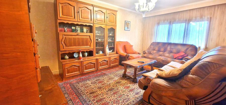 Trei camere decomandat etajul 1, Dacia - 1