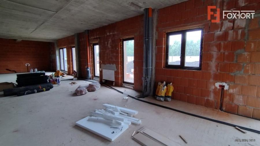 Spațiu comercial, de 156 mp, în Freidorf