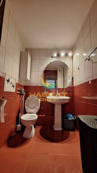 Apartament cu 4 camere semidecomandat, mobilat în Berceni