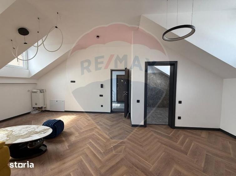 Apartament cu 3 camere în Turnișor