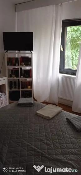 Apartament cu 2 camere decomandat în Far