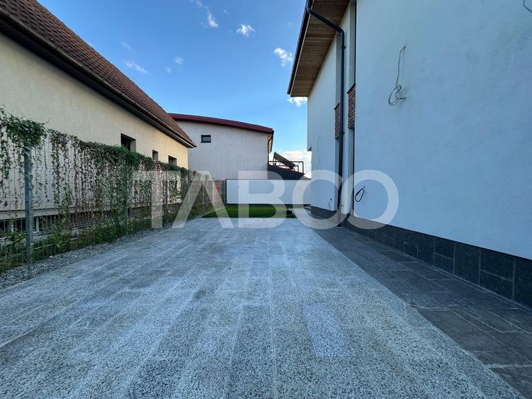 Casă individuală cu 5 camere cu Canalizare în Gheorgheni
