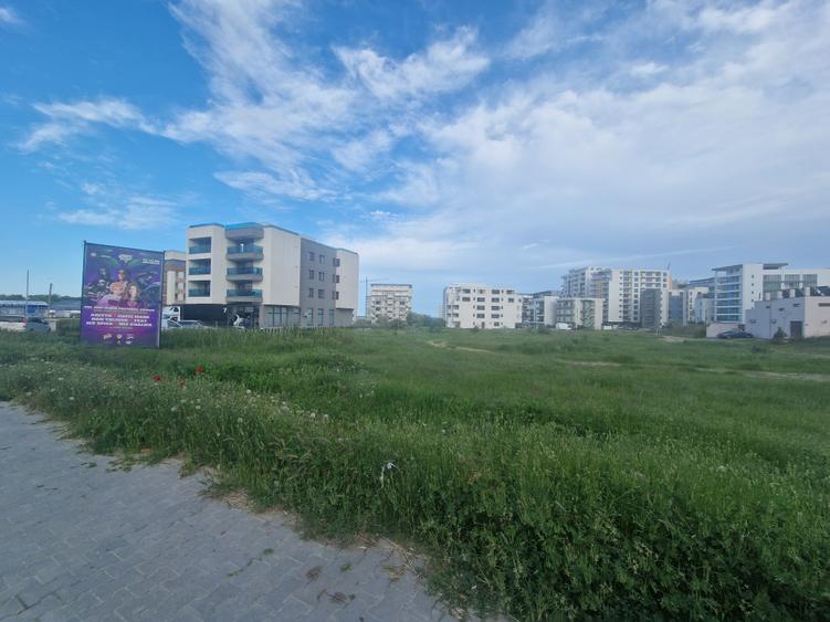 Teren Construcții intravilan de 1350 mp, în Central