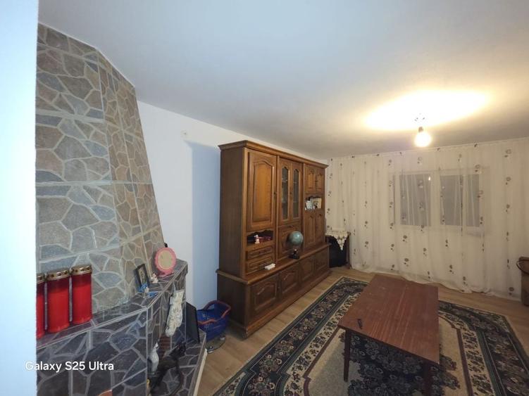 Casă cu 3 camere în Gliganu de Jos