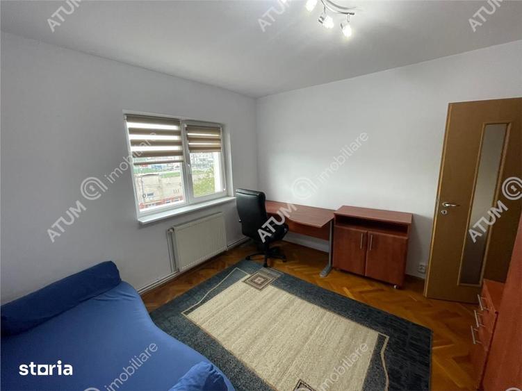 Apartament cu 4 camere decomandat, mobilat în Ștrand