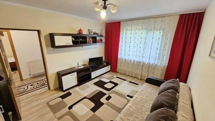 Casă cu 4 camere în Moara Grecilor