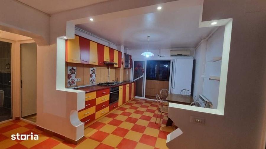 Apartament cu 2 camere decomandat în Ultracentral