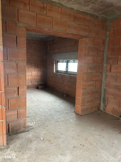 Vila de vanzare, in Carpinis - 5