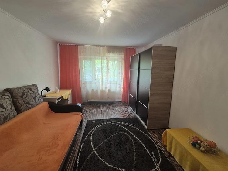 Apartament cu 2 camere decomandat în Micro III