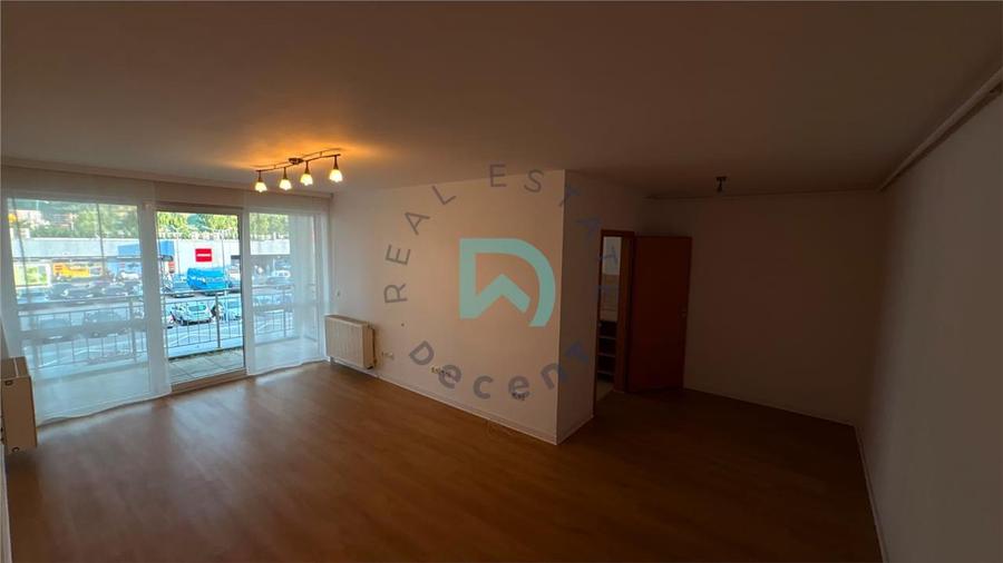 Apartament cu 3 camere decomandat în Avantgarden