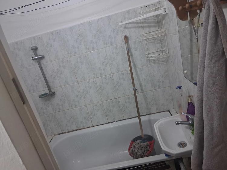 Garsonieră decomandată în Buziașului