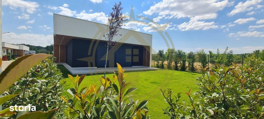 Casă cu 4 camere cu Piscina în Snagov