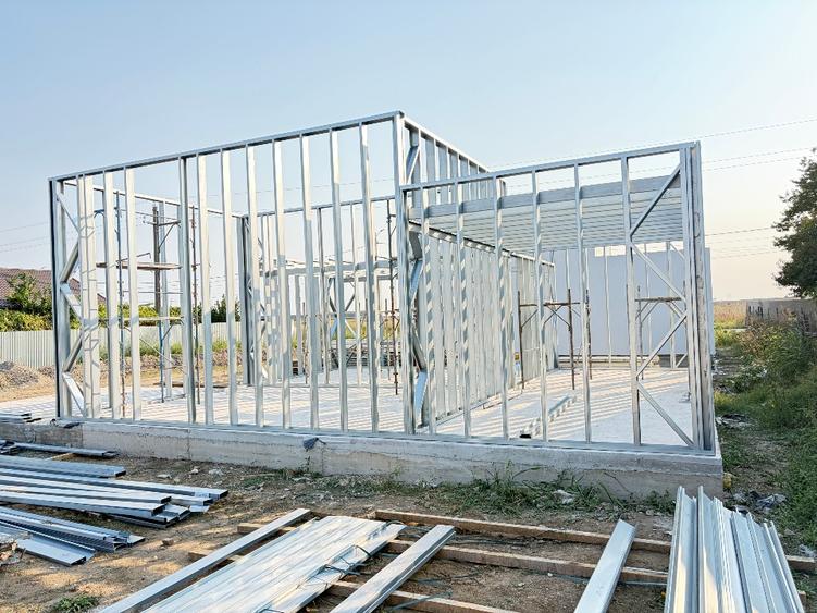 Casă individuală cu 4 camere cu Teren 315 Mp în Cernica