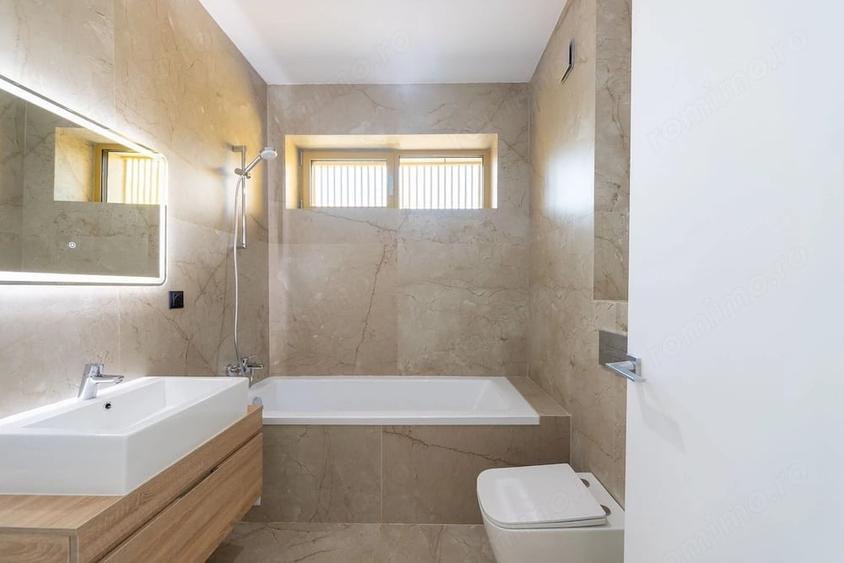 Casă cu Teren 150 Mp în Central