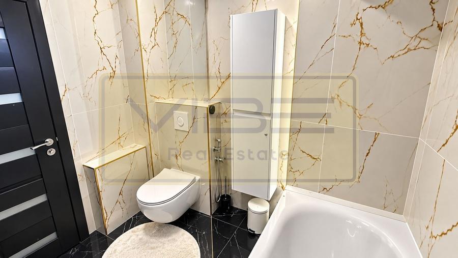Apartament cu 3 camere semidecomandat, mobilat în Păcurari