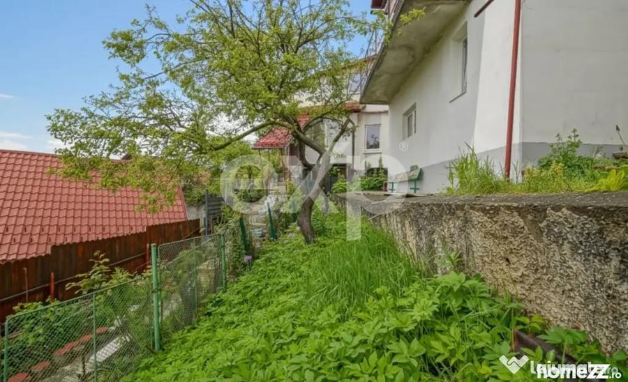 Casă cu 5 camere cu Teren 355 Mp în Schei