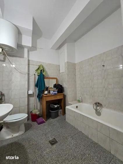 Apartament cu 4 camere decomandat în Centrul Civic