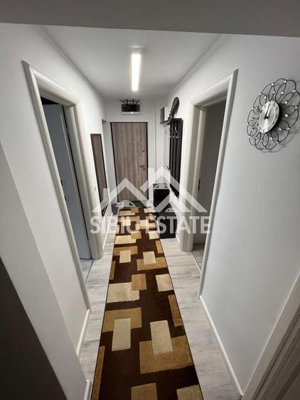 Apartament cu 3 camere decomandat, mobilat în Hipodrom 1