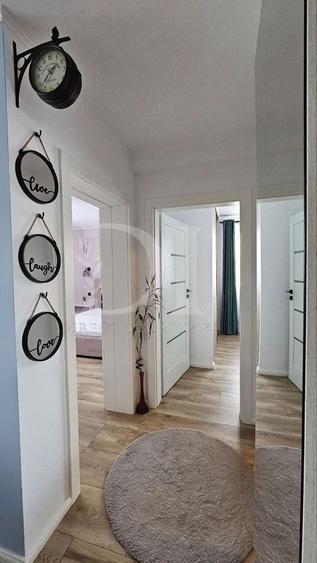 Apartament cu 3 camere decomandat, mobilat în Florești