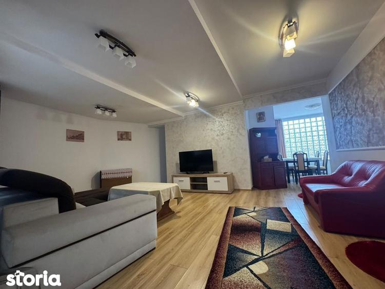 Apartament cu 4 camere în Schei