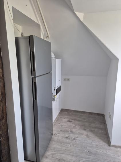 Apartament cu 2 camere decomandat, mobilat în Dumbrăvița