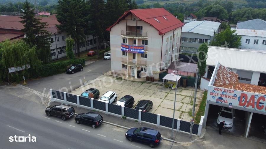 Spațiu comercial, de 630 mp, în Central