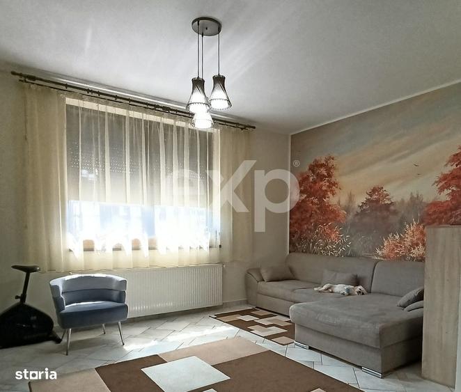 Apartament cu 3 camere decomandat în Găvana