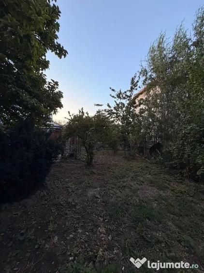 Casă cu 3 camere cu Teren 400 Mp în 1 Mai