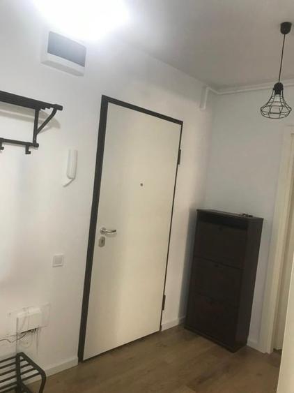 Apartament cu 2 camere semidecomandat, mobilat în Drumul Taberei
