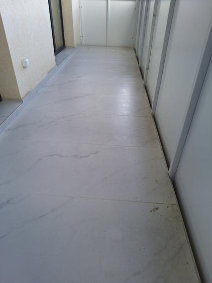 Apartament cu 2 camere semidecomandat, mobilat în Florești