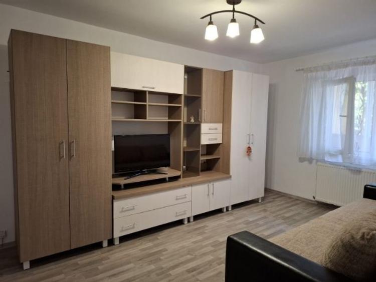 Apartament cu 2 camere decomandat în Aurel Vlaicu