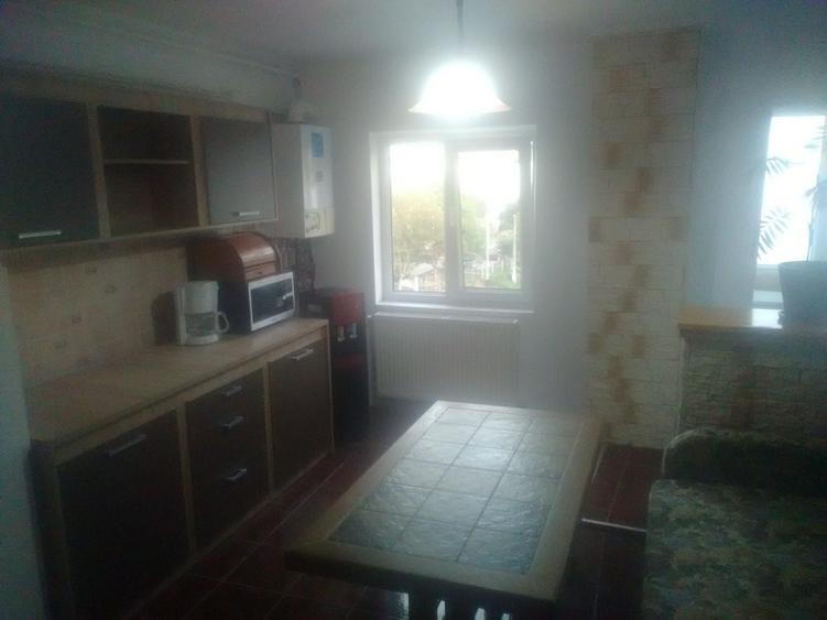 Apartament cu 2 camere decomandat în Exterior Vest