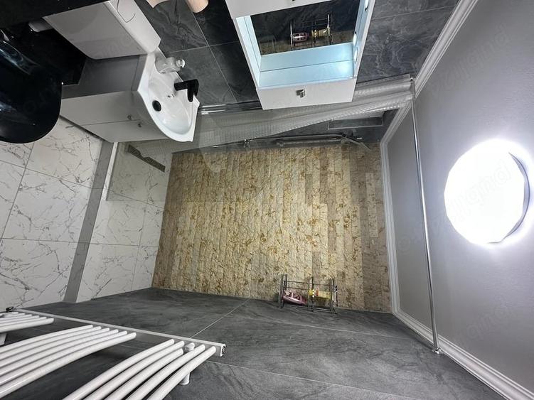 Apartament cu 2 camere semidecomandat în Berceni