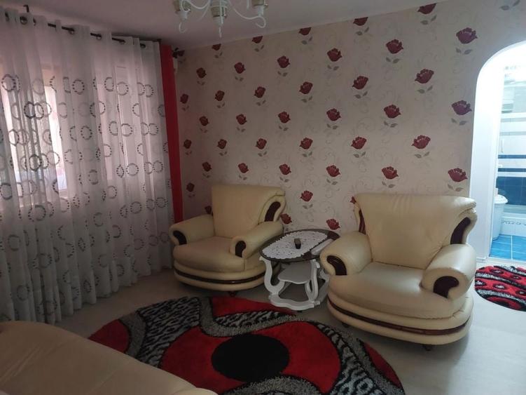 Apartament cu 2 camere semidecomandat în Exterior Vest