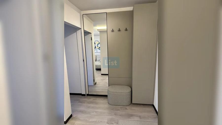 Apartament cu 2 camere semidecomandat în Sopor