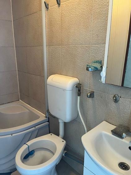 Apartament cu 3 camere semidecomandat în Transilvaniei