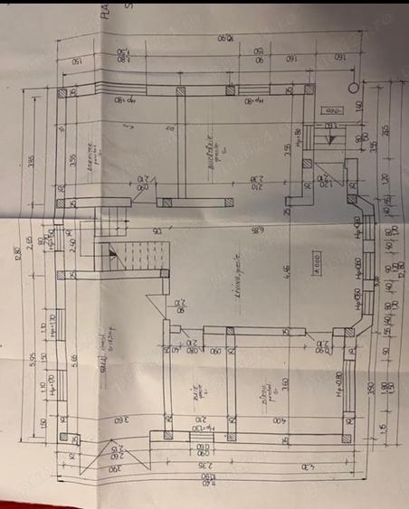 Casă individuală cu 7 camere cu Canalizare în Aradului