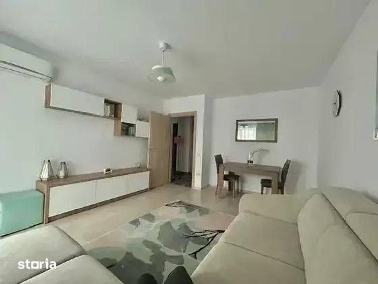 Apartament cu 3 camere decomandat, mobilat în Central