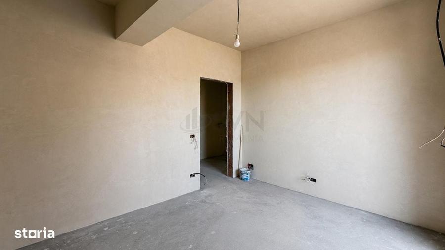 Apartament cu 3 camere semidecomandat în Ștefan cel Mare — fotografia 3