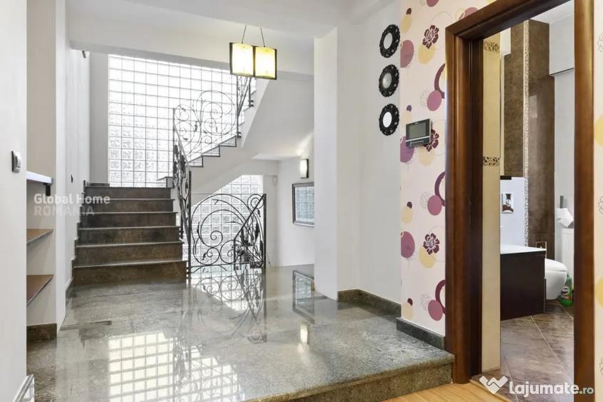 Casă cu 8 camere cu Teren 261 Mp în Vatra Luminoasă