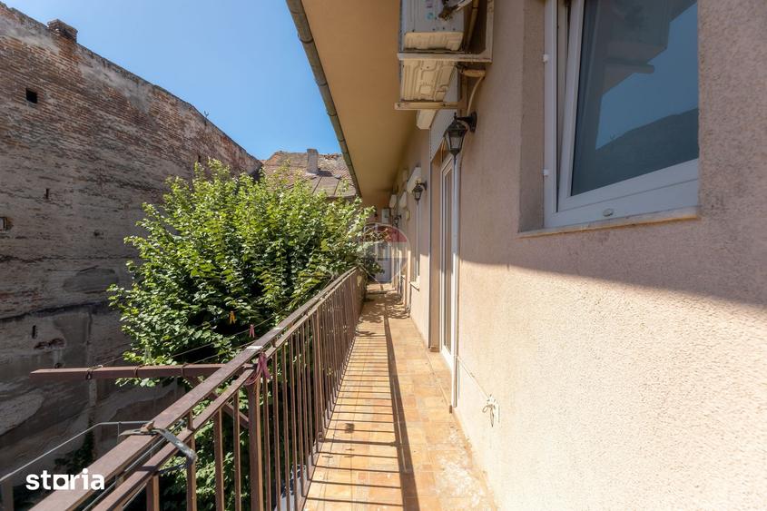 Apartament cu 3 camere în Central