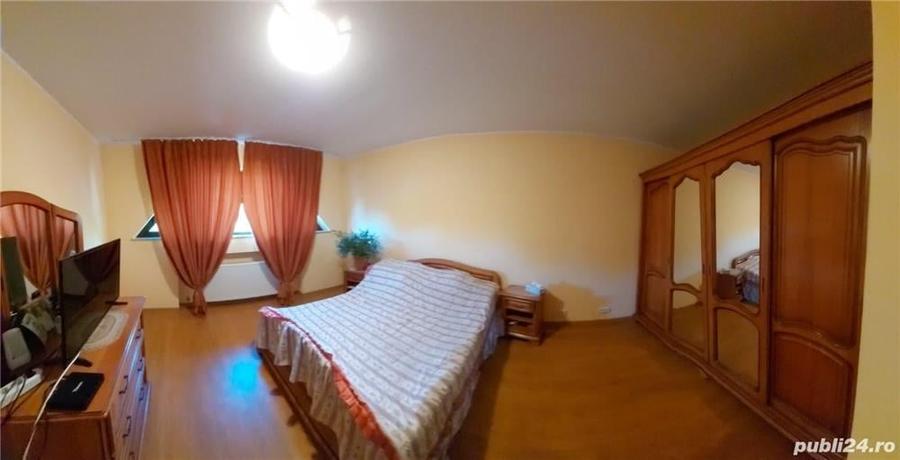 Casă cu 5 camere cu Teren 205 Mp în Central