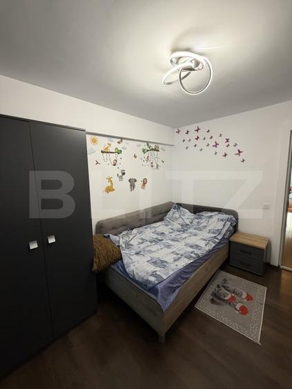 Apartament cu 4 camere decomandat, mobilat în