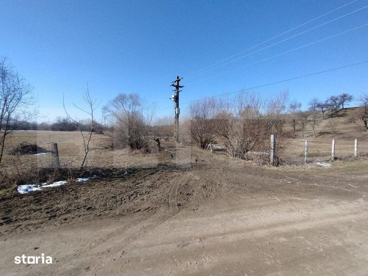Teren de 2500 mp, în Josenii Bârgăului