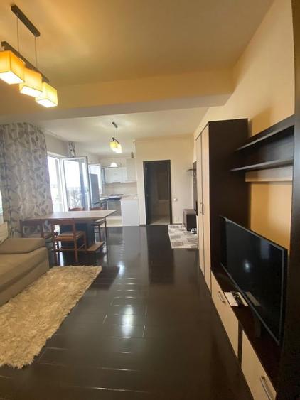 Apartament cu 2 camere semidecomandat în Bună Ziua