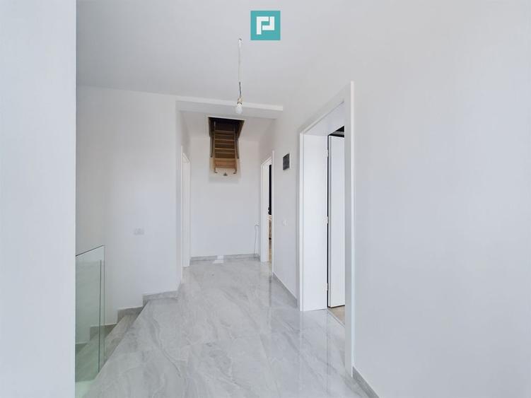 Casă cu 4 camere cu Teren 242 Mp în Chișoda