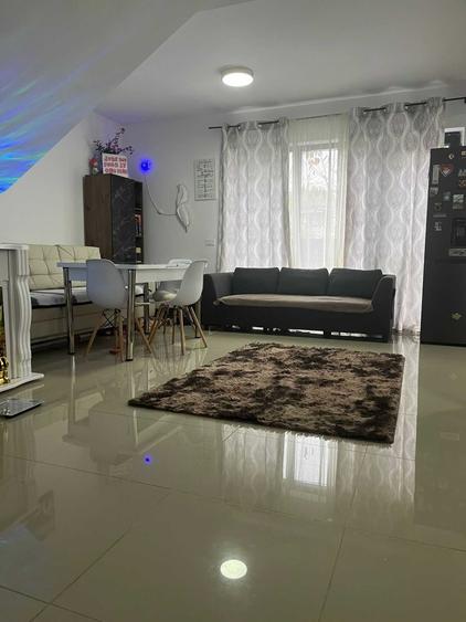 Casă cu 3 camere cu Teren 100 Mp în Berceni